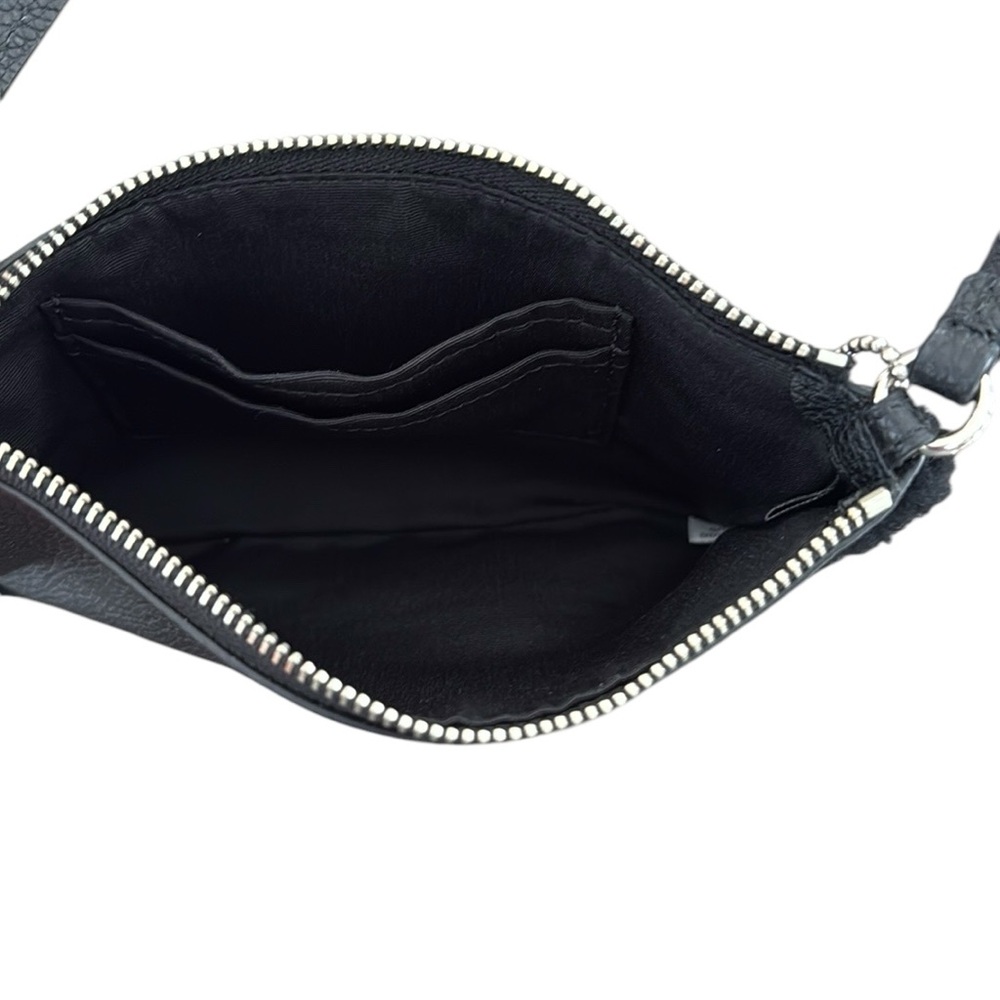 Coach Wristlet Black Pebbled Leather W/ Black Shearling Trim F64709 - Picture 4 of 4